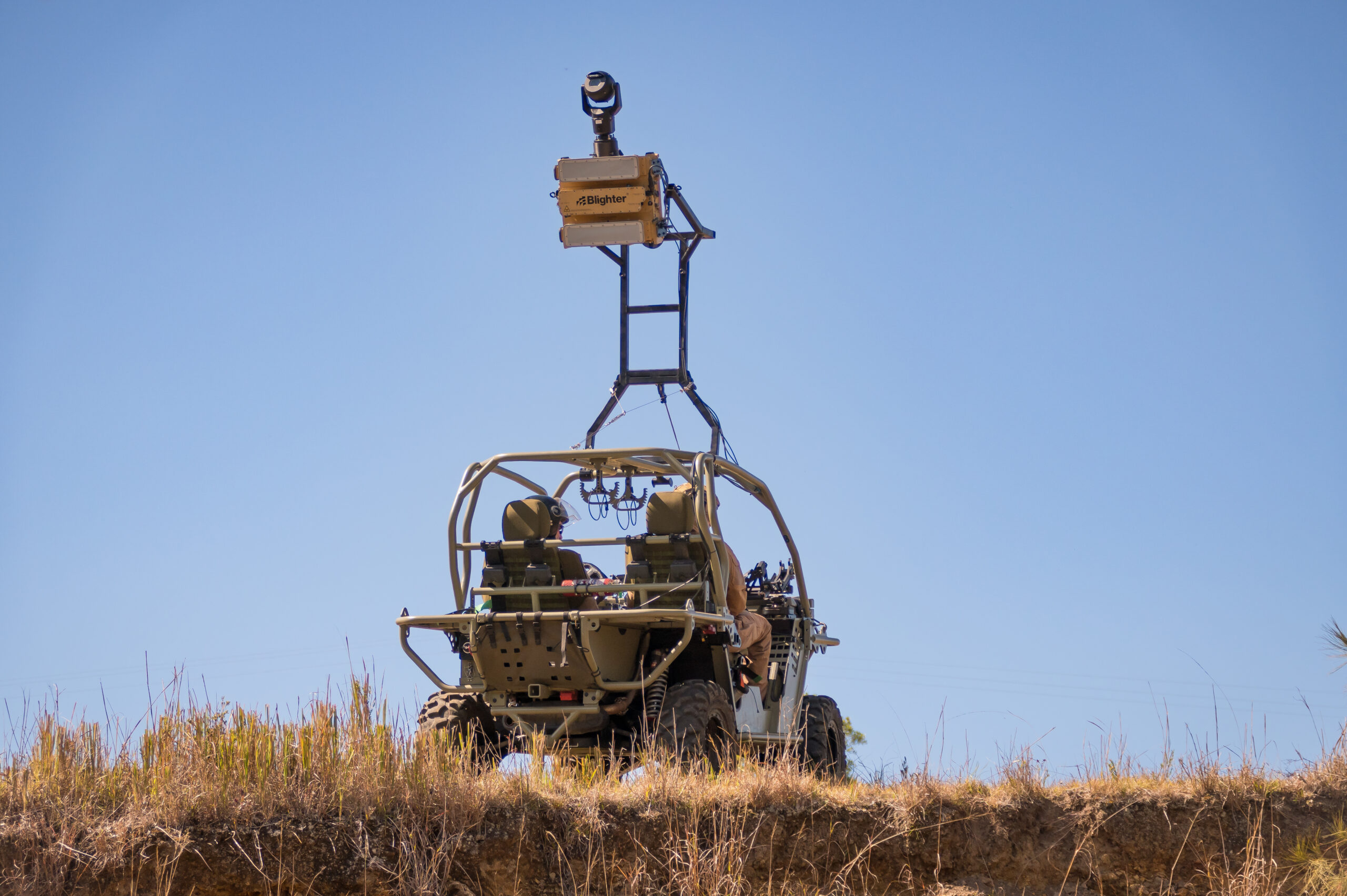 blighter-radar-on-bale-defence-rtv-2-vehicle-02-high-res