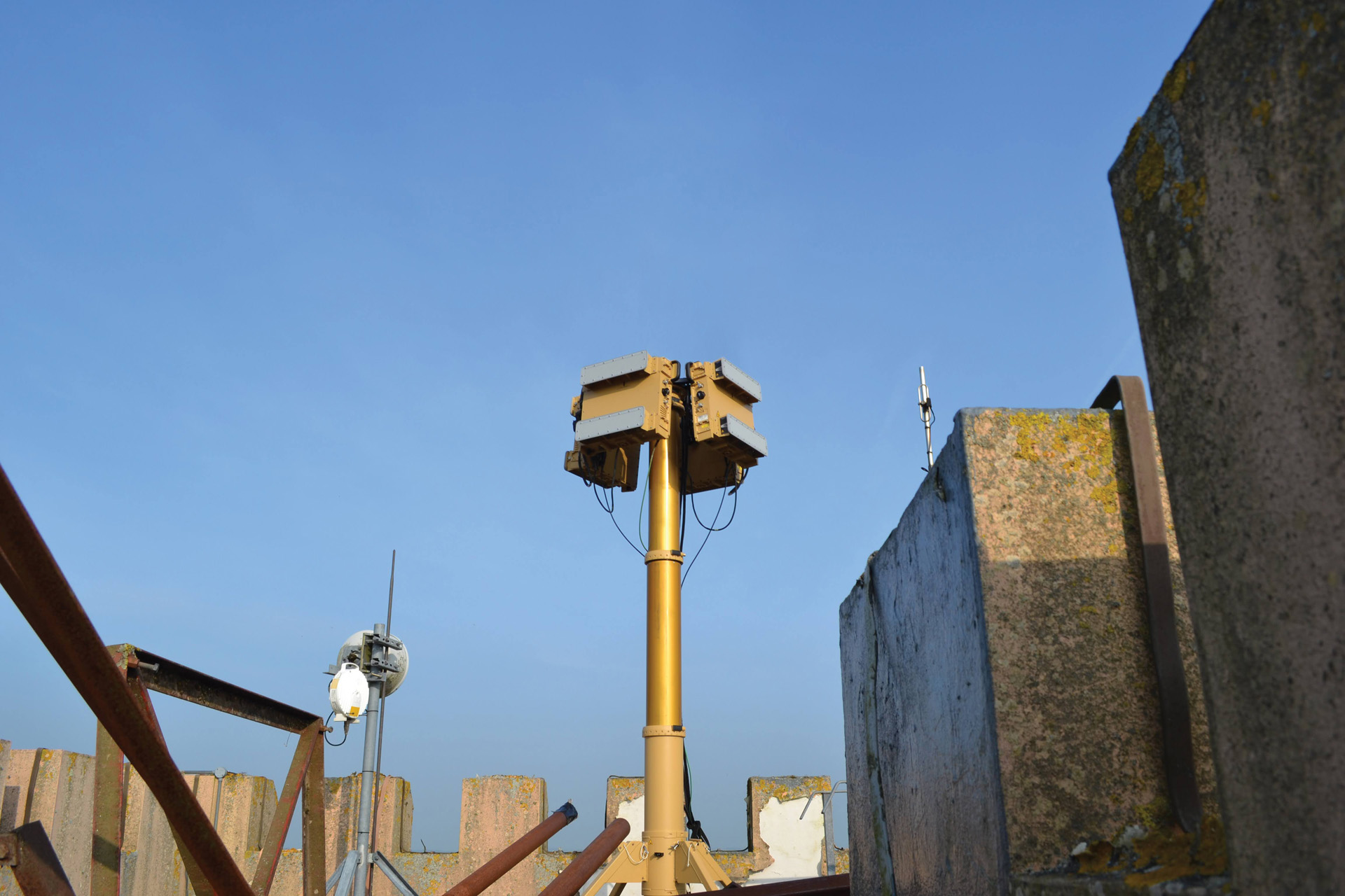 ukraine-counter-uas-radar-system-supplied-by-blighter